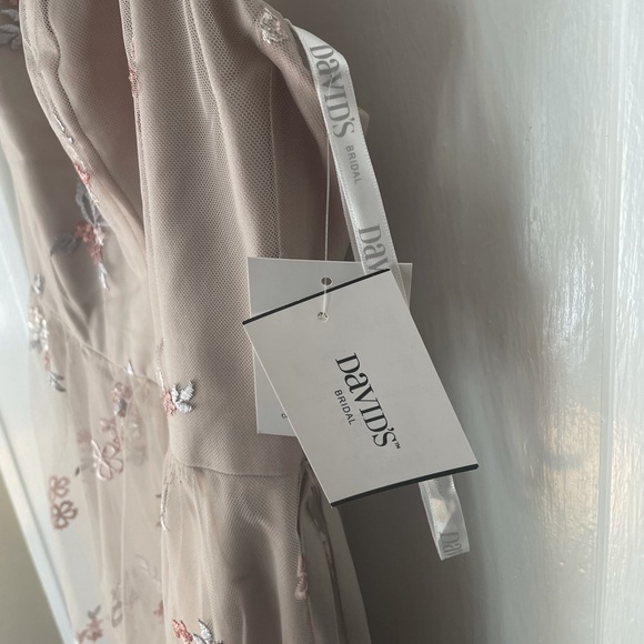 EMBROIDERED FLORAL TANK LINED DRESS - Picture 6 of 8